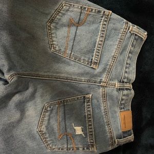 AE HIGH WAISTED MOM JEANS